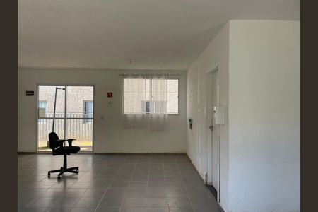 Apartamento para alugar com 37m², 2 quartos e 1 vaga Apartamento para alugar com 37m², 2 quartos e 1 vagaÁrea comum - Salão de festas