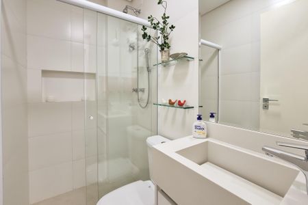 Apartamento à venda com 104m², 2 quartos e 2 vagas Apartamento à venda com 104m², 2 quartos e 2 vagasBanheiro Social