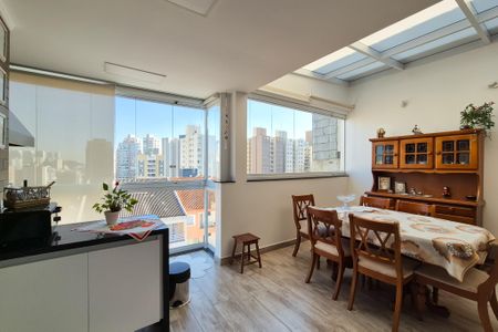 Apartamento à venda com 104m², 2 quartos e 2 vagas Apartamento à venda com 104m², 2 quartos e 2 vagasCozinha