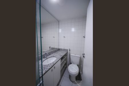 Apartamento à venda com 73m², 2 quartos e 1 vagaBanheiro da Suíte