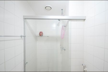 Apartamento à venda com 73m², 2 quartos e 1 vagaBanheiro Social