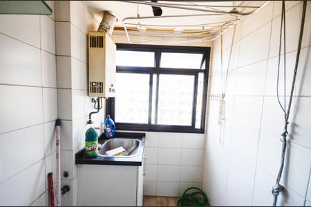 Apartamento à venda com 73m², 2 quartos e 1 vagaÁrea de Serviço