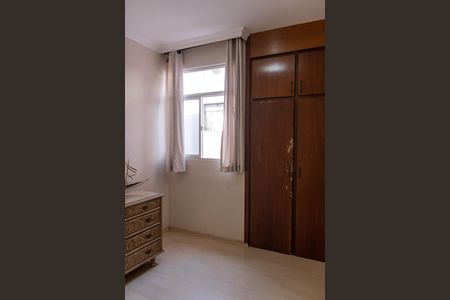 Apartamento à venda com 100m², 3 quartos e 1 vagaQuarto 2