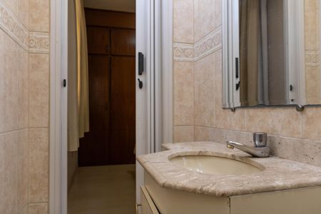 Apartamento à venda com 100m², 3 quartos e 1 vagaBanheiro da Suíte