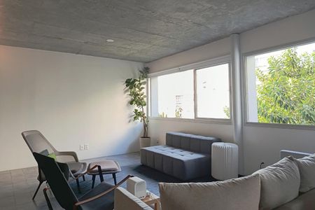 Apartamento à venda com 95m², 1 quarto e 1 vaga Apartamento à venda com 95m², 1 quarto e 1 vagaSala