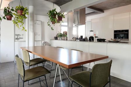 Apartamento à venda com 95m², 1 quarto e 1 vaga Apartamento à venda com 95m², 1 quarto e 1 vagaSala