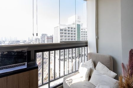 Apartamento à venda com 28m², 1 quarto e sem vaga Apartamento à venda com 28m², 1 quarto e sem vagaVaranda da Sala