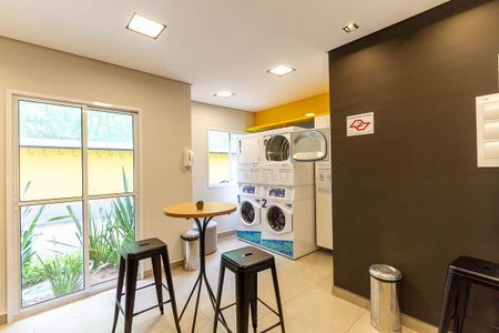 Apartamento à venda com 28m², 1 quarto e sem vaga Apartamento à venda com 28m², 1 quarto e sem vagaÁrea comum