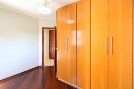 Apartamento à venda com 110m², 3 quartos e 2 vagas Apartamento à venda com 110m², 3 quartos e 2 vagasQuarto 1