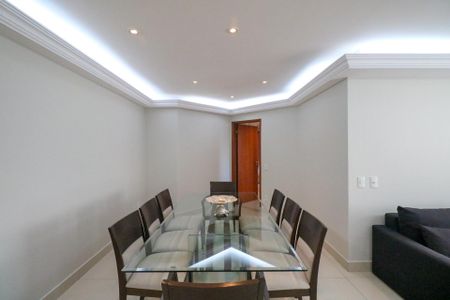 Apartamento à venda com 110m², 3 quartos e 2 vagas Apartamento à venda com 110m², 3 quartos e 2 vagasSala