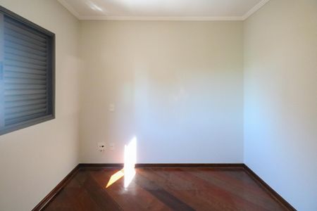 Apartamento à venda com 110m², 3 quartos e 2 vagas Apartamento à venda com 110m², 3 quartos e 2 vagasQuarto 2