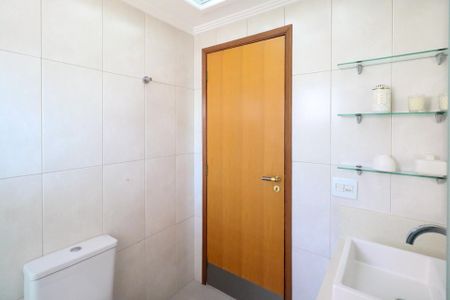 Apartamento à venda com 110m², 3 quartos e 2 vagas Apartamento à venda com 110m², 3 quartos e 2 vagasBanheiro Social