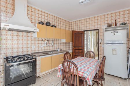 Casa à venda com 200m², 3 quartos e 2 vagasCozinha