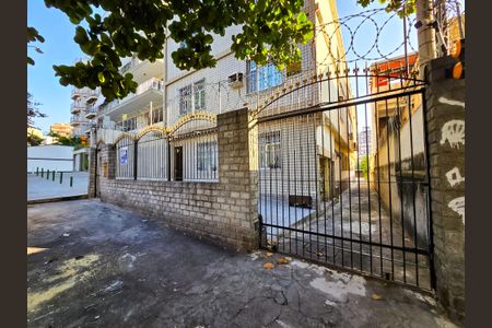 Apartamento à venda com 50m², 2 quartos e 1 vagaFachada