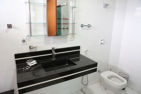 Apartamento para alugar com 209m², 4 quartos e 3 vagasSuíte Banheiro