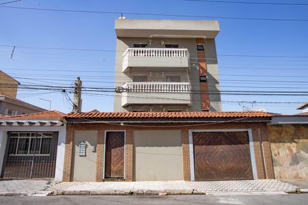 Apartamento para alugar com 55m², 2 quartos e 1 vaga Apartamento para alugar com 55m², 2 quartos e 1 vagaFachada