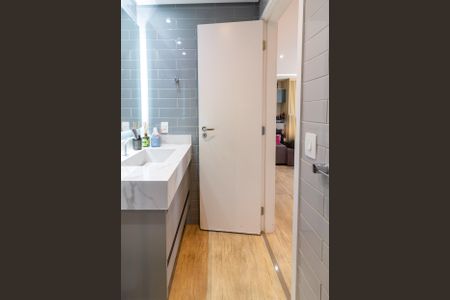Apartamento à venda com 70m², 2 quartos e 2 vagasBanheiro Social