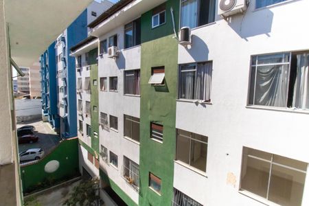 Apartamento à venda com 66m², 2 quartos e 1 vaga Apartamento à venda com 66m², 2 quartos e 1 vagaVista do Quarto 2