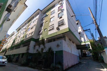 Apartamento à venda com 66m², 2 quartos e 1 vaga Apartamento à venda com 66m², 2 quartos e 1 vagaFachada