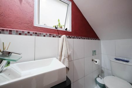 Casa à venda com 160m², 3 quartos e 3 vagasLavabo 1