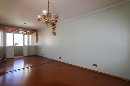 Apartamento à venda com 105m², 2 quartos e 1 vagaSala