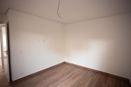 Casa à venda com 124m², 3 quartos e 2 vagasSuíte