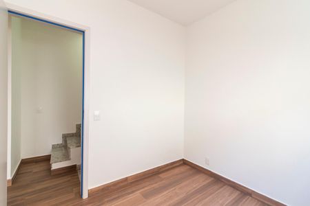 Casa de condomínio à venda com 124m², 3 quartos e 2 vagasQuarto 2