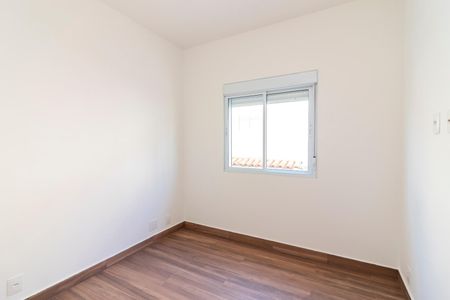 Casa de condomínio à venda com 124m², 3 quartos e 2 vagasQuarto 2