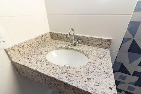 Casa de condomínio à venda com 124m², 3 quartos e 2 vagasBanheiro da Suíte