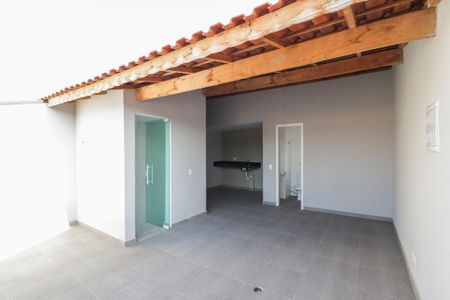 Casa à venda com 124m², 3 quartos e 2 vagas Casa à venda com 124m², 3 quartos e 2 vagasTerraço e Churrasqueira