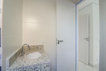 Casa à venda com 124m², 3 quartos e 2 vagas Casa à venda com 124m², 3 quartos e 2 vagasBanheiro da Suíte