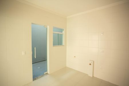 Casa à venda com 124m², 3 quartos e 2 vagasCozinha