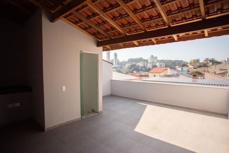 Casa à venda com 124m², 3 quartos e 2 vagasTerraço