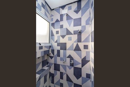 Casa de condomínio à venda com 124m², 3 quartos e 2 vagasBanheiro da Suíte