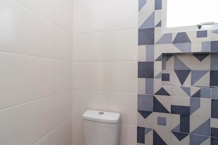 Casa de condomínio à venda com 124m², 3 quartos e 2 vagasBanheiro da Suíte