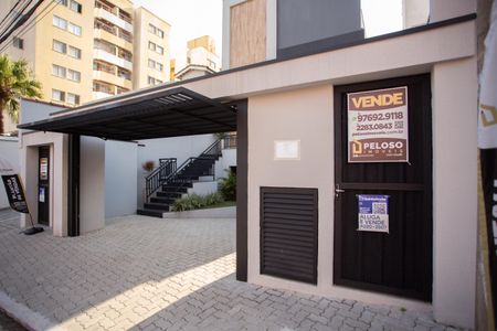 Casa à venda com 124m², 3 quartos e 2 vagasFachada