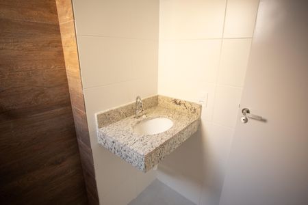 Casa à venda com 124m², 3 quartos e 2 vagasBanheiro da Suíte