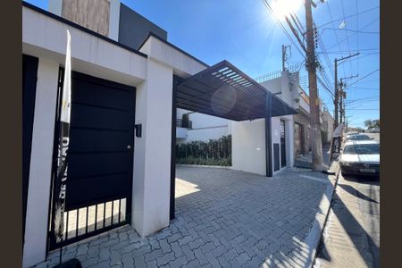 Casa de condomínio à venda com 124m², 3 quartos e 2 vagasFachada