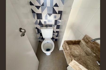 Casa de condomínio à venda com 124m², 3 quartos e 2 vagasÁrea comum - Banheiro