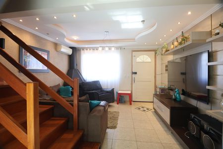 Casa de condomínio à venda com 80m², 2 quartos e 2 vagasSala