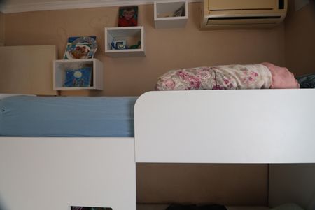 Casa de condomínio à venda com 80m², 2 quartos e 2 vagasQuarto 2