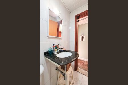 Casa de condomínio à venda com 276m², 4 quartos e 4 vagas Casa de condomínio à venda com 276m², 4 quartos e 4 vagasBanheiro da Suíte 3