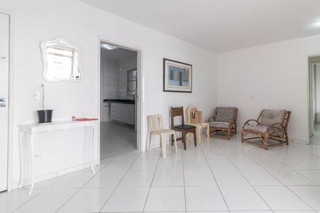 Apartamento à venda com 90m², 2 quartos e 1 vaga Apartamento à venda com 90m², 2 quartos e 1 vagaSala