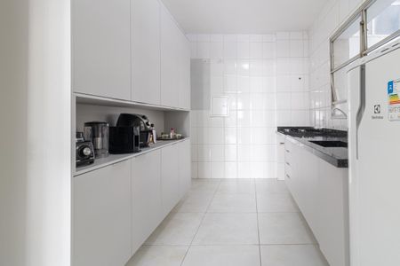 Apartamento à venda com 90m², 2 quartos e 1 vaga Apartamento à venda com 90m², 2 quartos e 1 vagaCozinha
