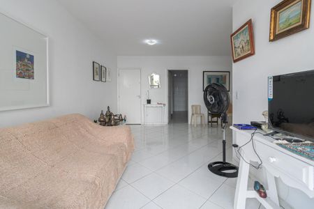 Apartamento à venda com 90m², 2 quartos e 1 vaga Apartamento à venda com 90m², 2 quartos e 1 vagaSala