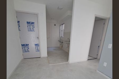 Sala de apartamento à venda com 2 quartos, 45m² em Gardênia Azul, Rio de Janeiro