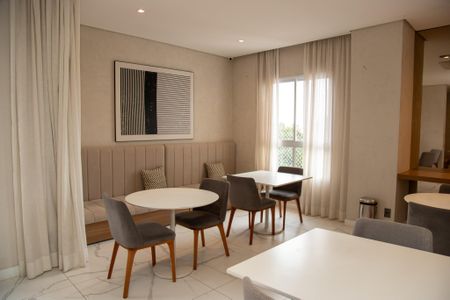 Apartamento à venda com 71m², 2 quartos e 1 vagaÁrea comum - Salão de festas