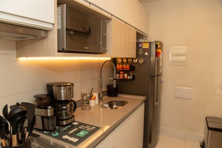 Apartamento à venda com 71m², 2 quartos e 1 vagaCozinha e Área de Serviço