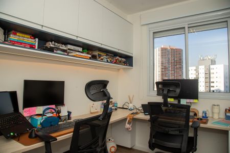 Apartamento à venda com 71m², 2 quartos e 1 vagaQuarto 2 - Suíte