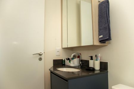 Apartamento à venda com 71m², 2 quartos e 1 vagaBanheiro da Suíte 2